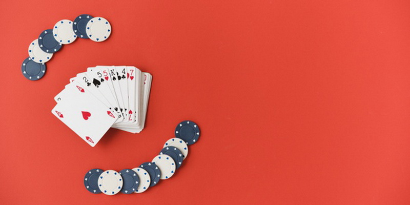 Best Poker Chips and Best Poker Cards for Home Games